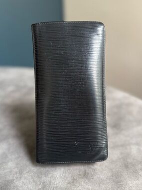 Louis Vuitton Epi Leather Black Wallet